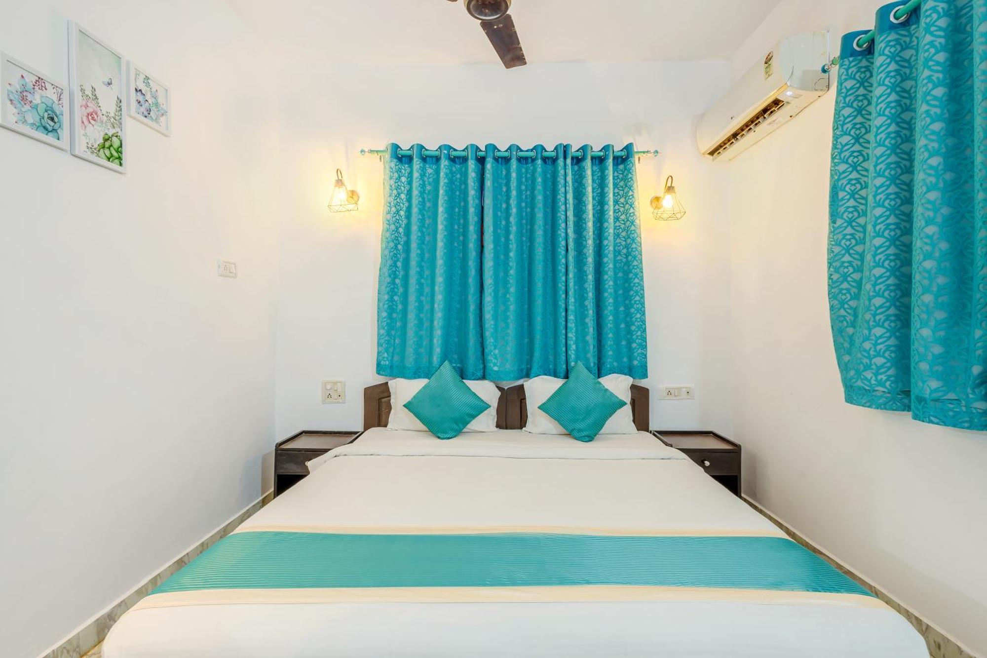 Baga Fantacia Beach Inn Калангут Экстерьер фото